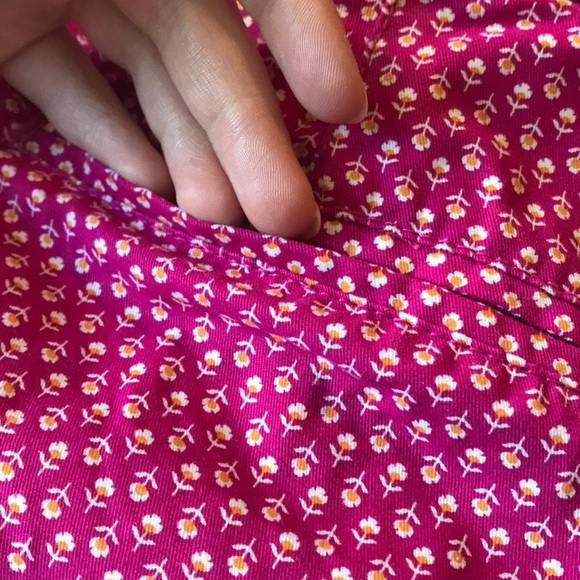 🛍️4/$20🛍️ Pink Patterned Old Navy Shorts - Picture 5 of 7